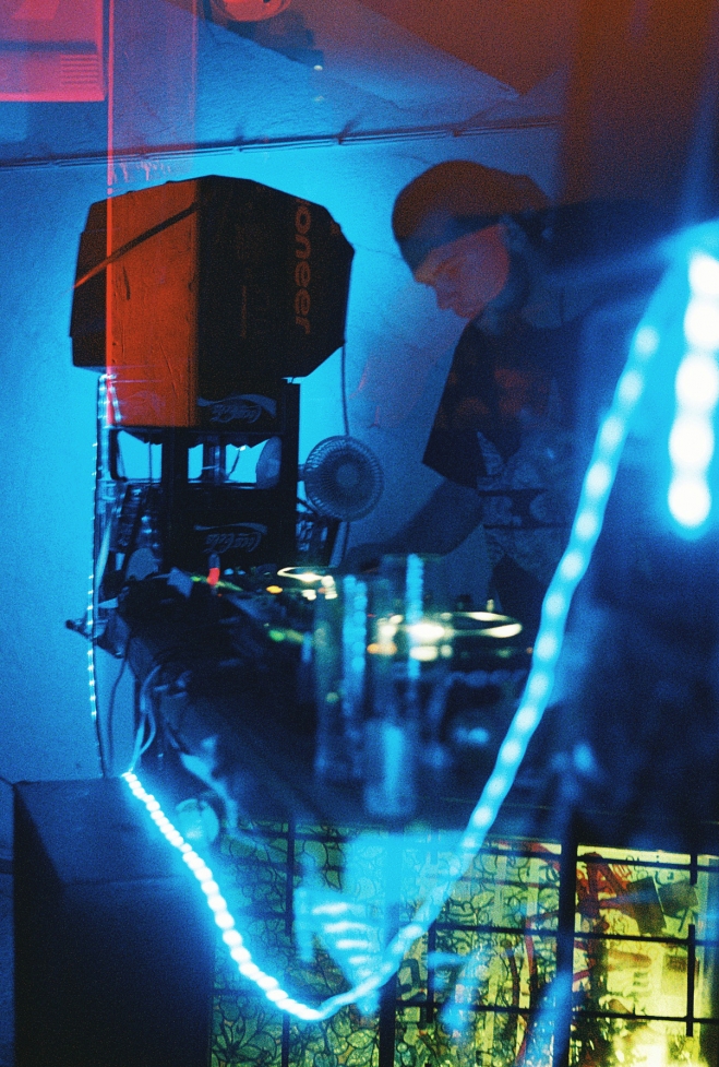 54 SOS x DUNGEON, Cofe de la Ostrava, B